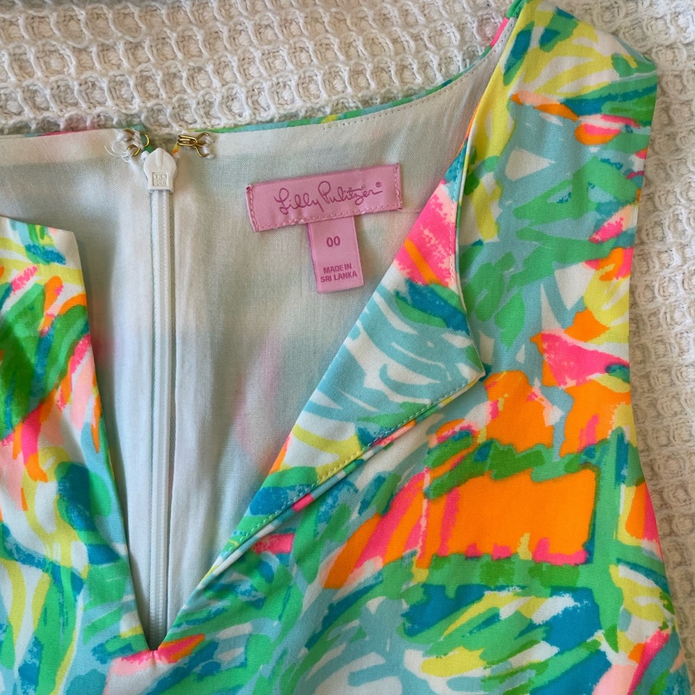 LILY PULITZER ROMPER SIZE 00